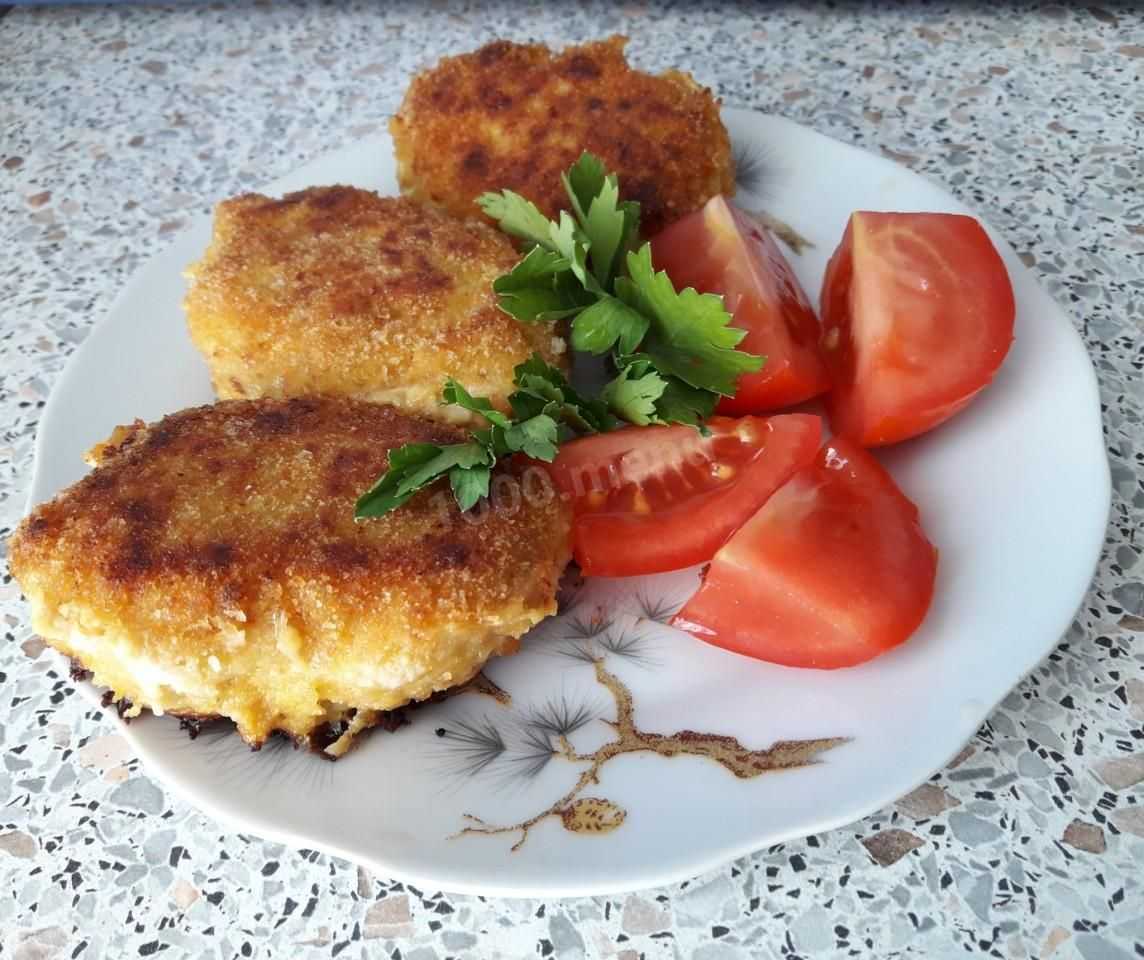 Бутерброды с икрой мойвы и свежим огурцом — рецепт с фото пошагово