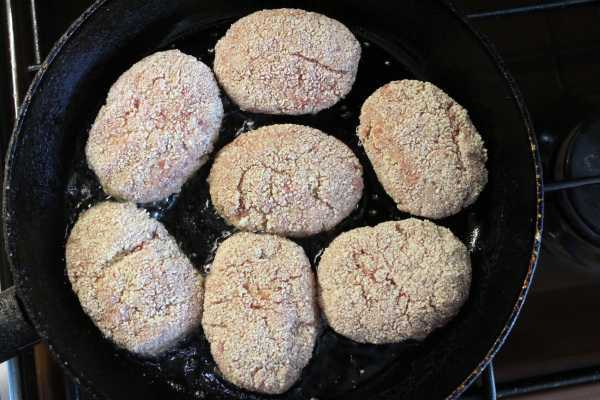 Котлеты из куриных желудков – кулинарный рецепт