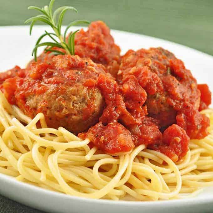 Спагетти с тефтелями из телятины рецепт с фото