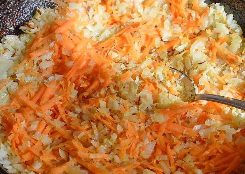 Тефтели с рисом и подливкой – кулинарный рецепт
